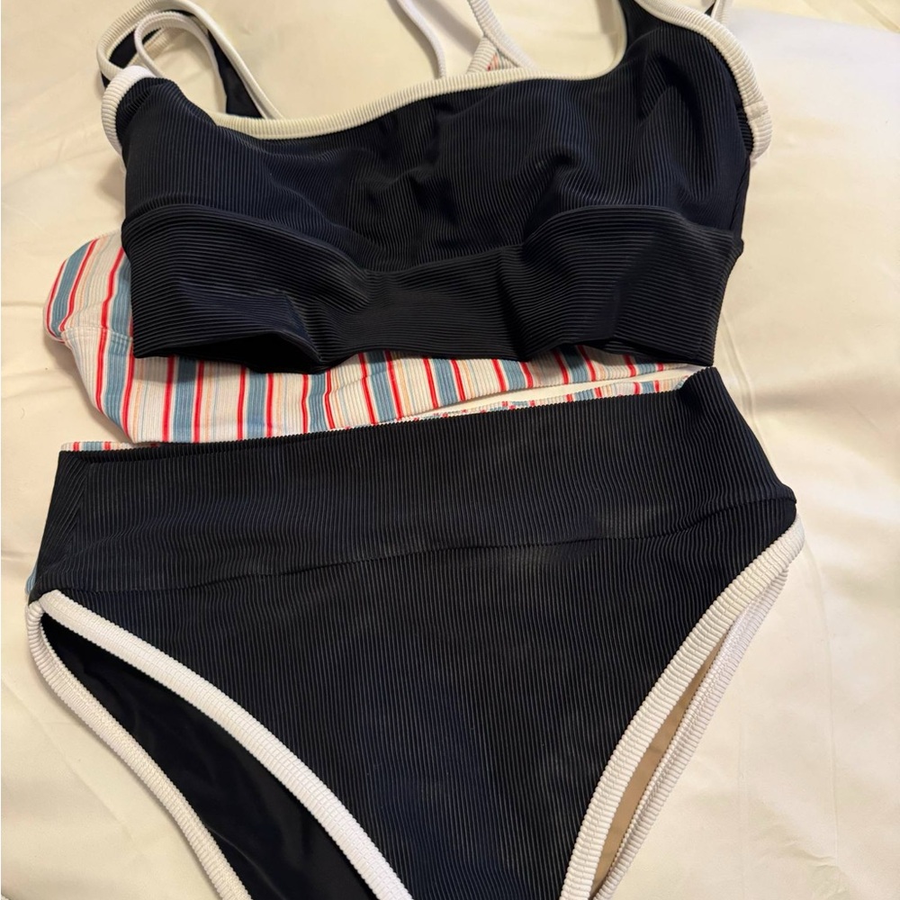 LainSnow Black and White Bikini Set